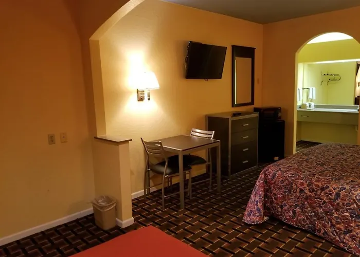 Texan Inn & Suites