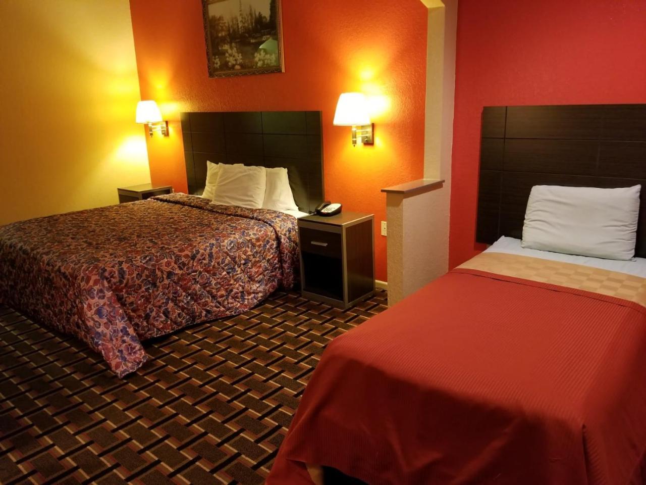 Motel Texan &